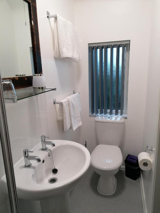 Pensalda Guest House Ньюки Экстерьер фото