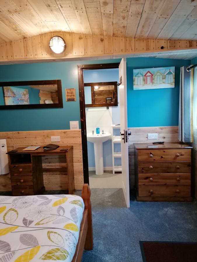 Pensalda Guest House Ньюки Экстерьер фото