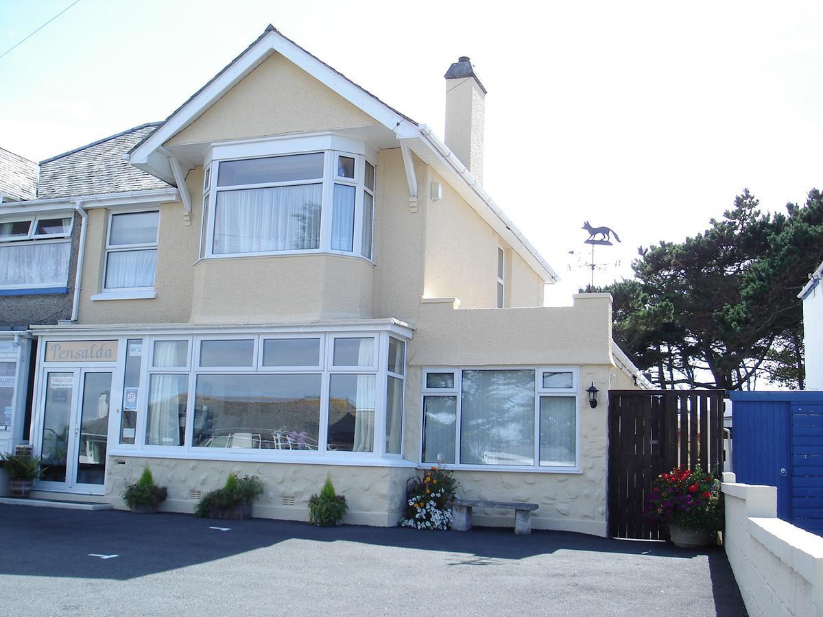 Pensalda Guest House Ньюки Экстерьер фото